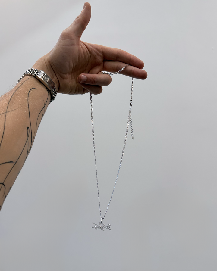 RR NECKLACE