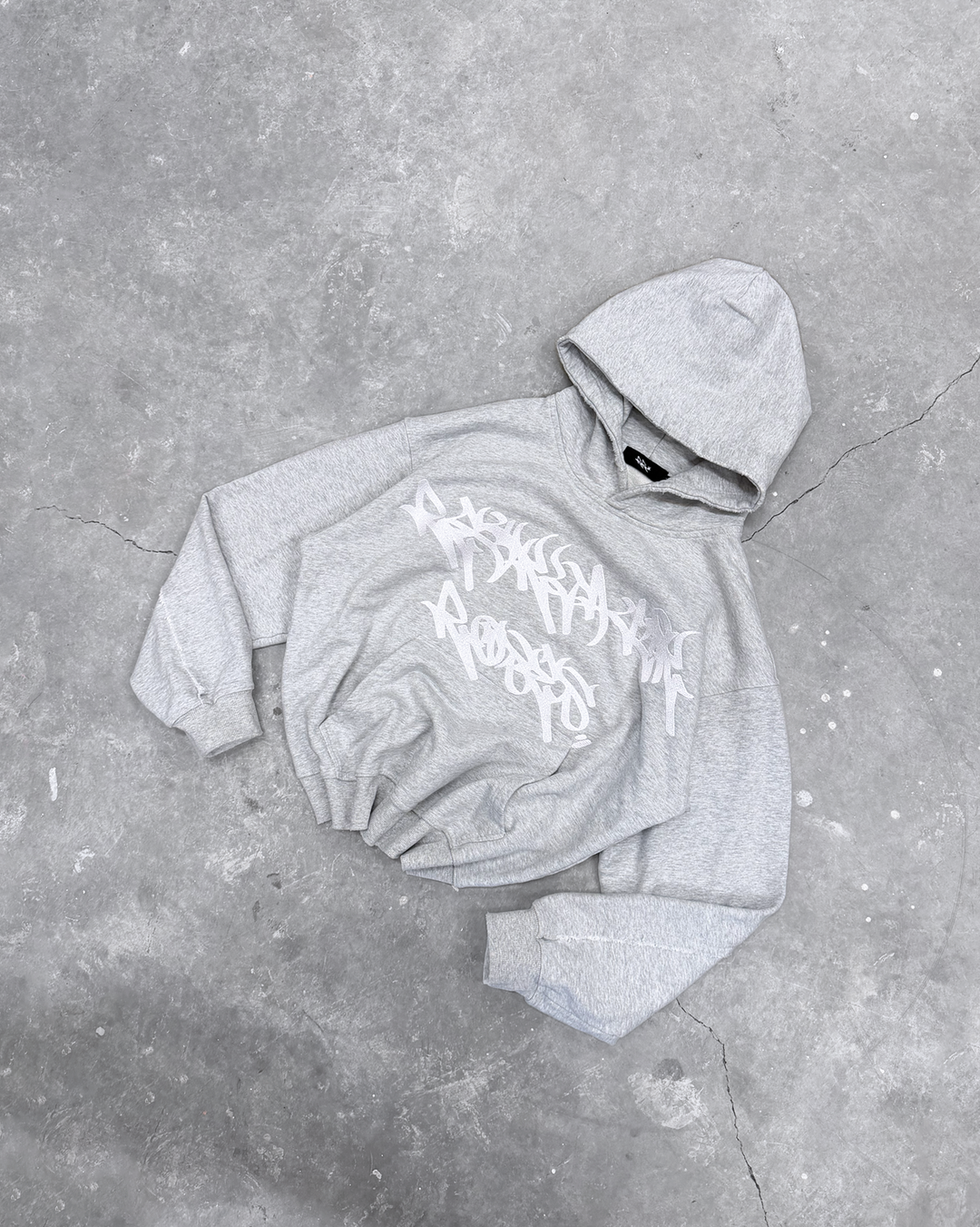 CONTRAST HOODIE