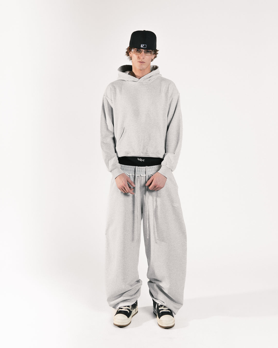 2 STRIPE JOGGERS